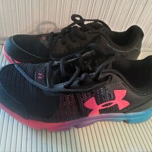 Nice Under Armour 3Y Girls Sneakers